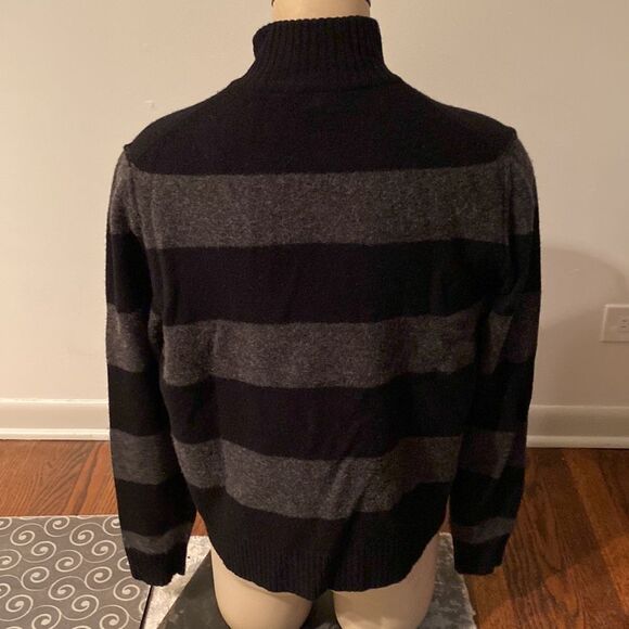 J CREW Men’s LAMBS WOOL LONG SLEEVE SWEATER Large BLACK GRAY STRIPED - Picture 4 of 5
